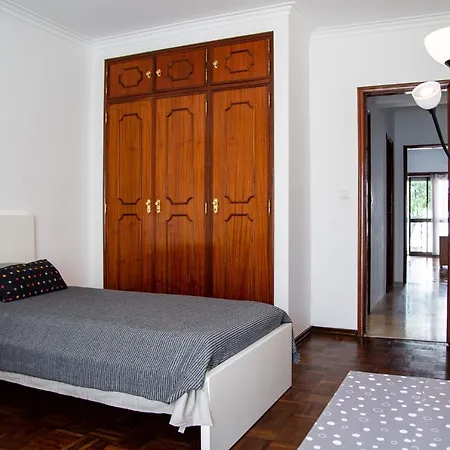 Cozy Room In Cascais City With Full Kitchen 5 Minutes From The Beach Exterior photo