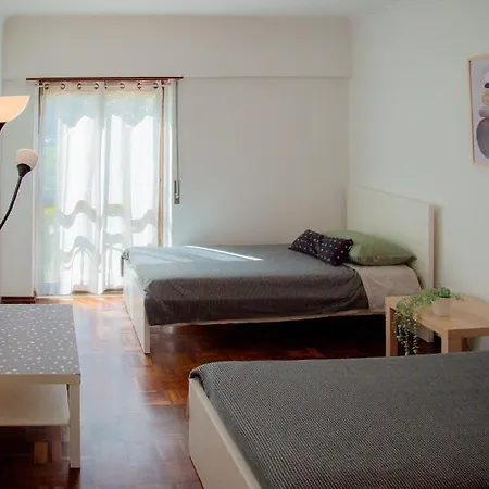 Cozy Room In Cascais City With Full Kitchen 5 Minutes From The Beach Exterior photo